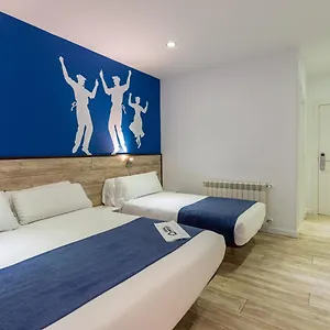 2* Guest house Casual Blue